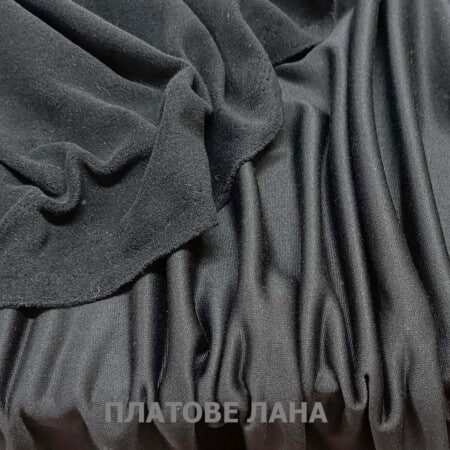 triko-vata-cherna